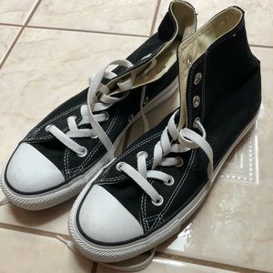 Black High-top Converse